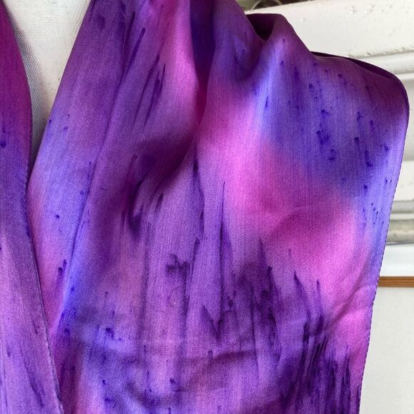 Kriska silk handmade collectors item scarf one of a kind never worn - Picture 5 of 8